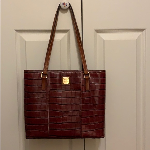 Dooney & Bourke Handbags - Dooney and Burke purse